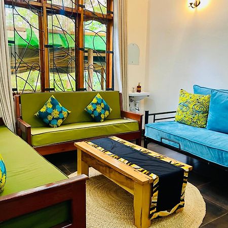 Sophie Homestay Moshi Eksteriør billede