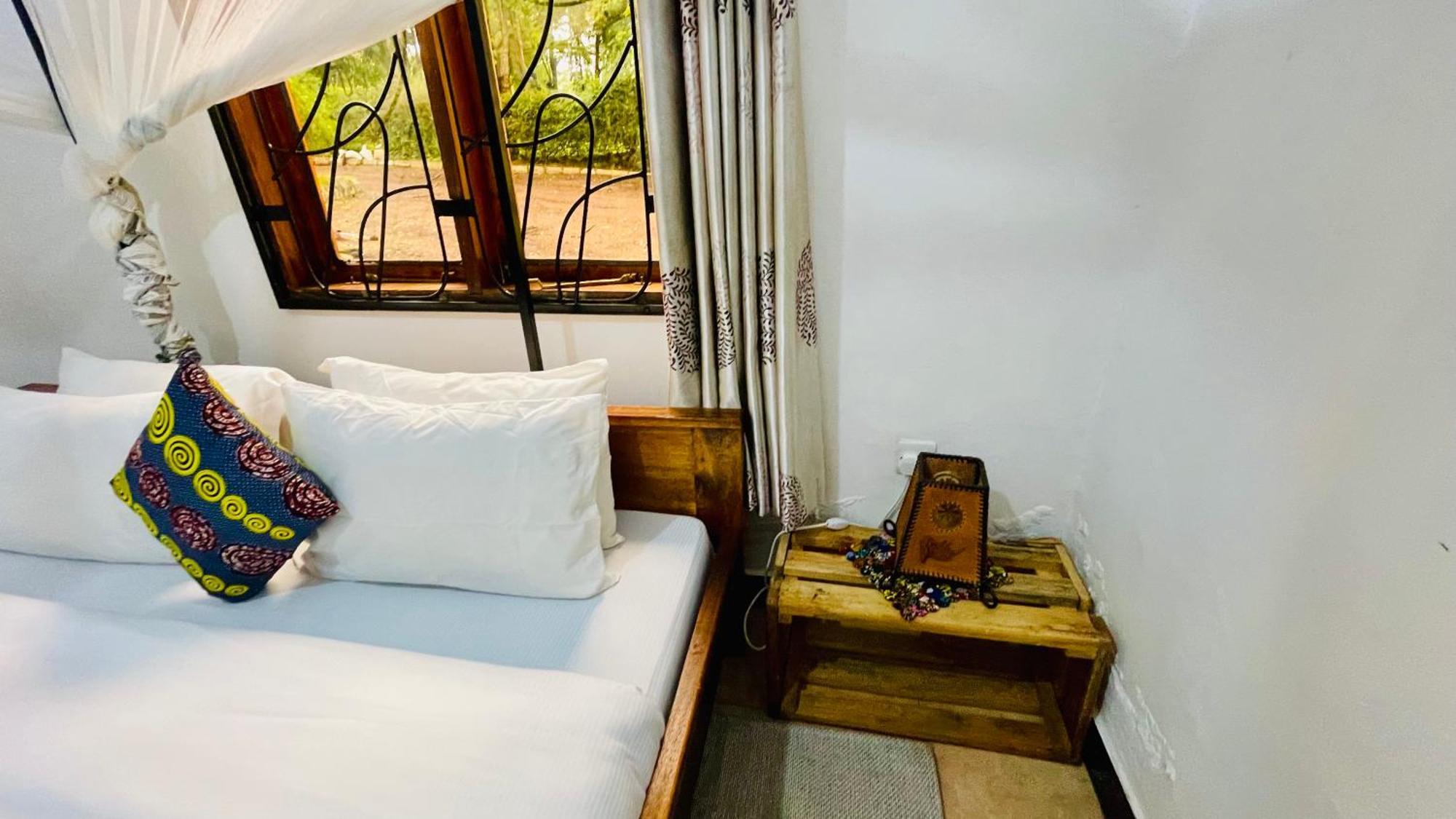 Sophie Homestay Moshi Eksteriør billede
